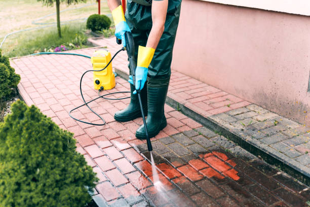Best Concrete Pressure Washing  in Cave Junction, OR